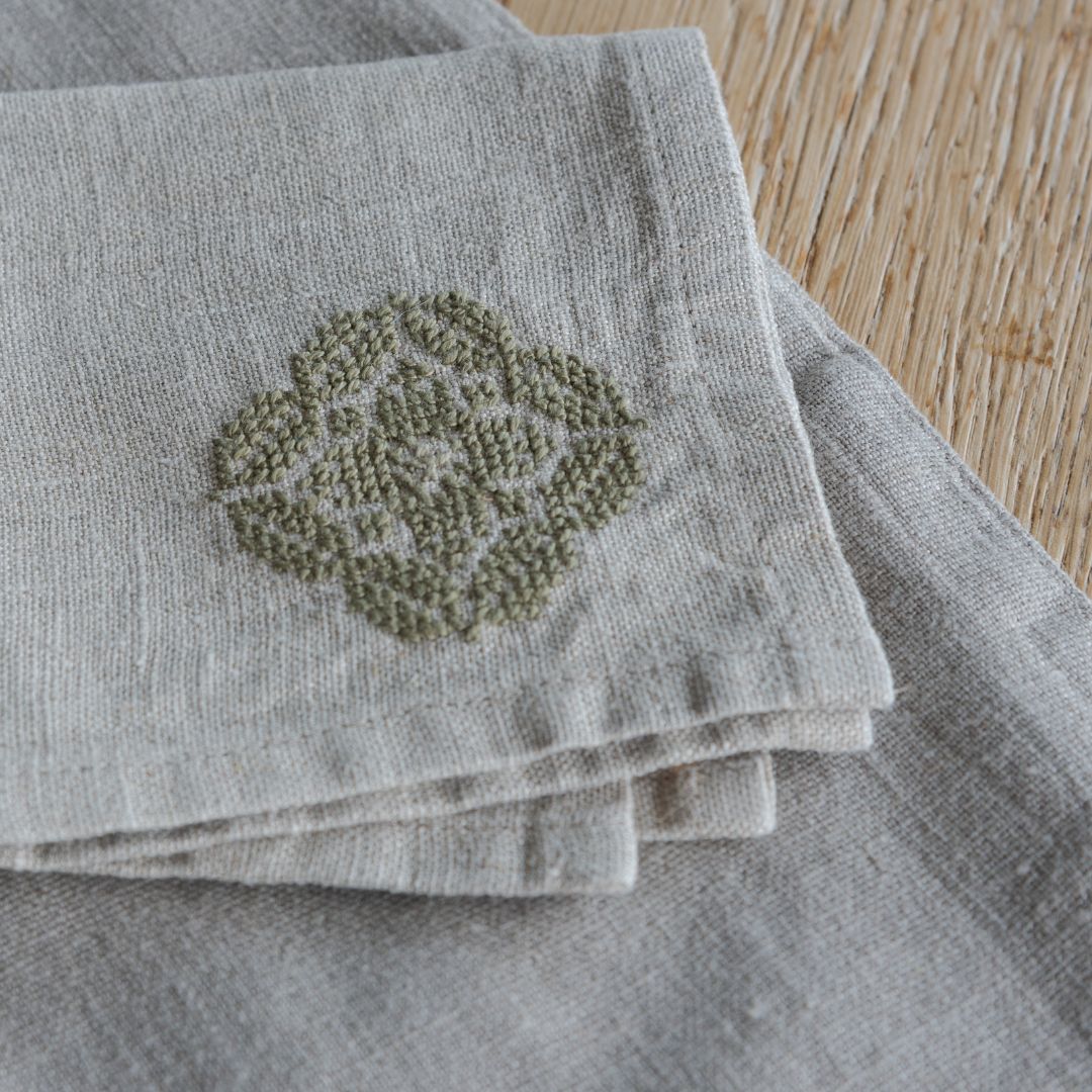 Linen towels for online embroidery