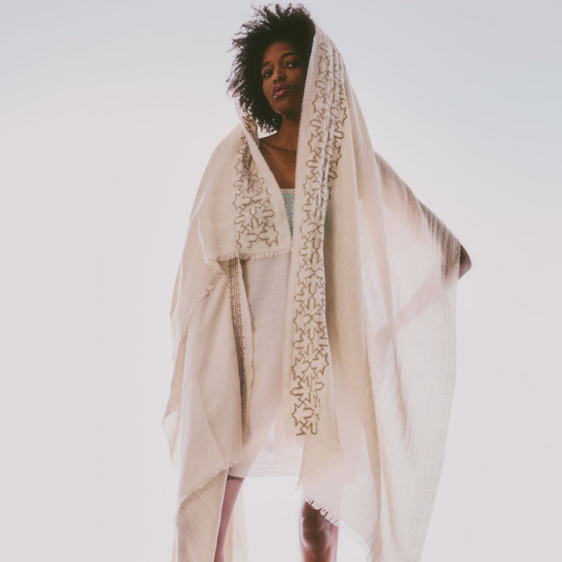 BEIGE CASHMERE & SILK SHAWL KHAKI SULTAN HAN