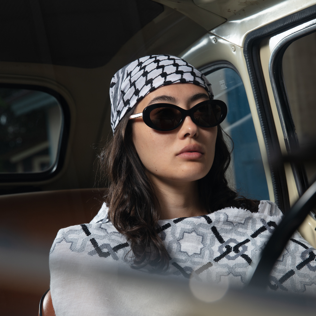 MINI MAY BLACK & WHITE FLAME KEFFIYEH