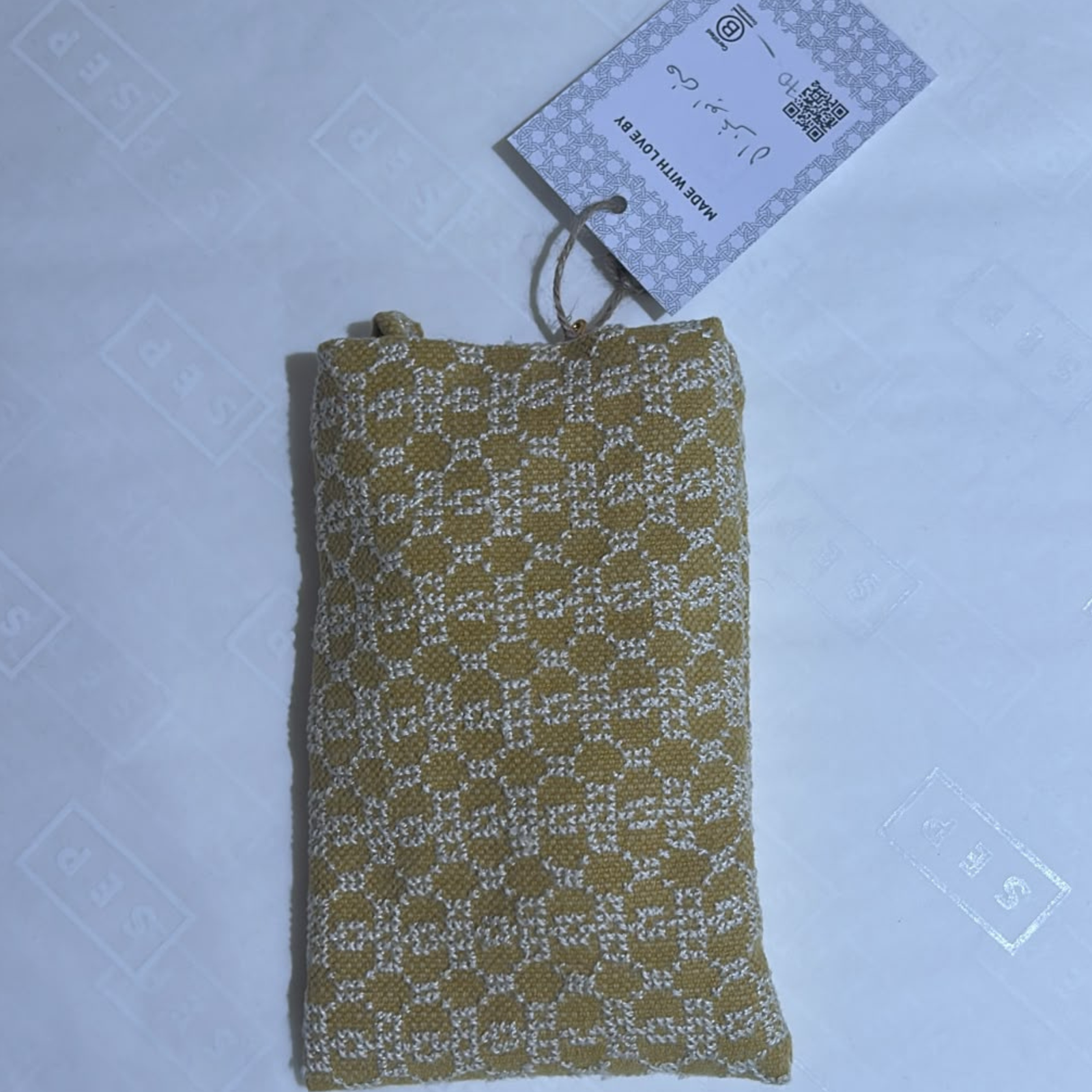 Yellow & Beige