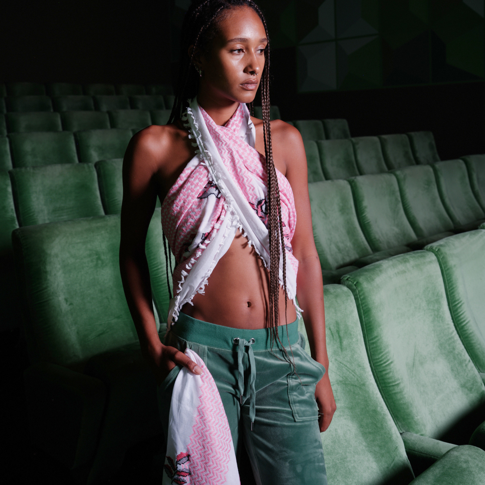 PINK & WHITE ROSE KEFFIYEH