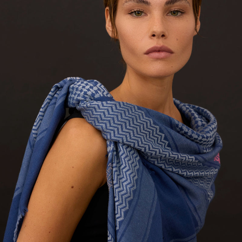 2 pink 2 gray corners