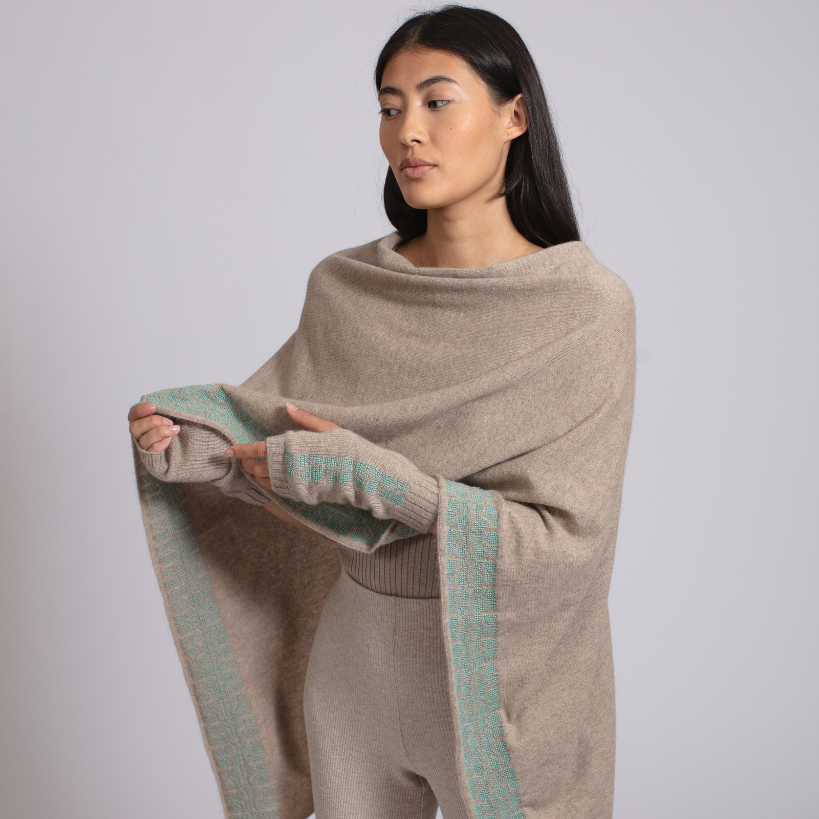 Cashmere 2025 scarf poncho
